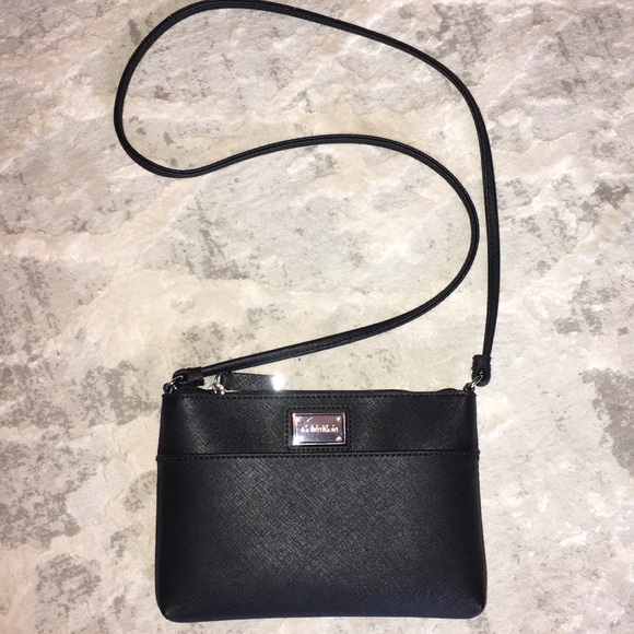 Calvin Klein Handbags - Calvin Klein Small Black Purse, Like New!